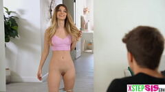 Afspelen Kleine tienerstiefzus Molly Little's verboden seks met stiefbroer met grote lul