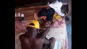 Putar Kami bercinta dengan pacar saya di afrika dengan saudara perempuan saya berkulit hitam