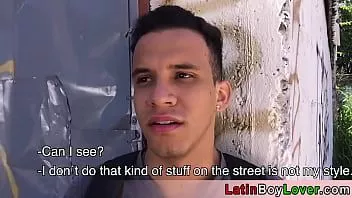 play Sevimli amatör latin genç emme ve büyük bir çük kahrolası